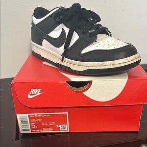 Nike Dunk Low Classic Black and White